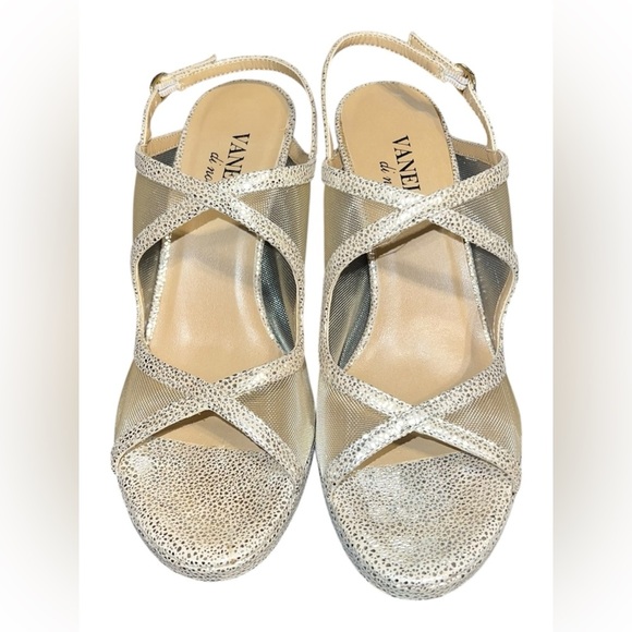 Vaneli Gold Mesh Slingback Heels – Size 8 - Picture 2 of 8